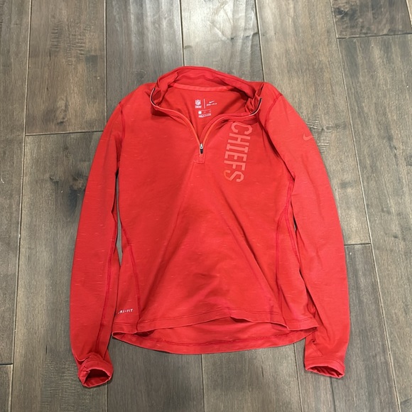 Nike chiefs, dry fit, half zip up. - Picture 15 of 15